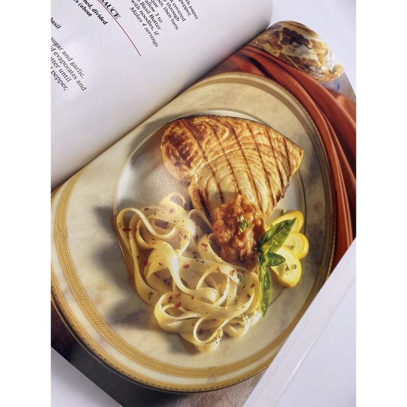 KINGSFORD BEST BBQS BRAND HARDCOVER COOKBOOK - Picture 13 of 13